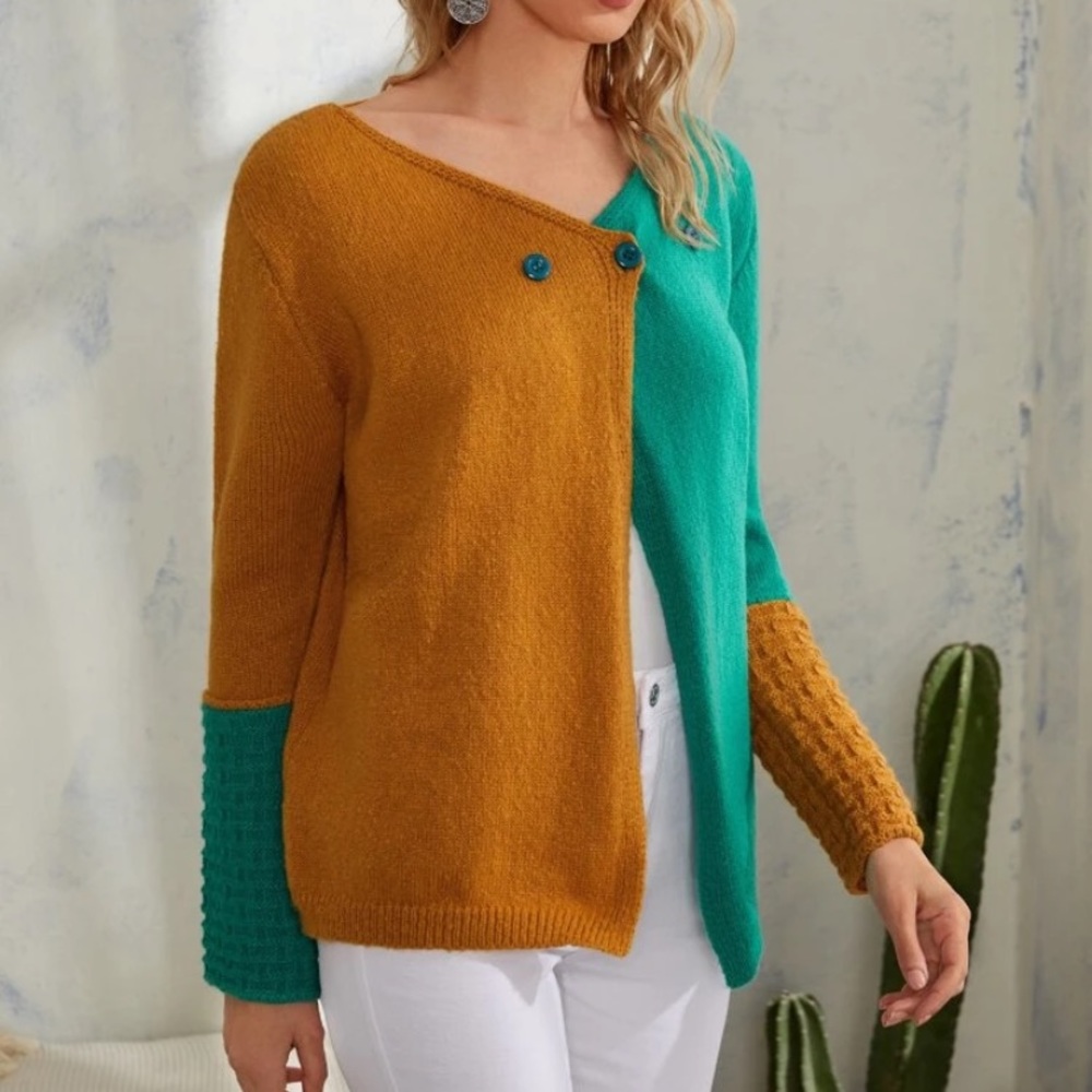 NWOT 🌱🍂Two Toned Button Front Round Neck Cardigan🍂🌱 - Picture 3 of 5